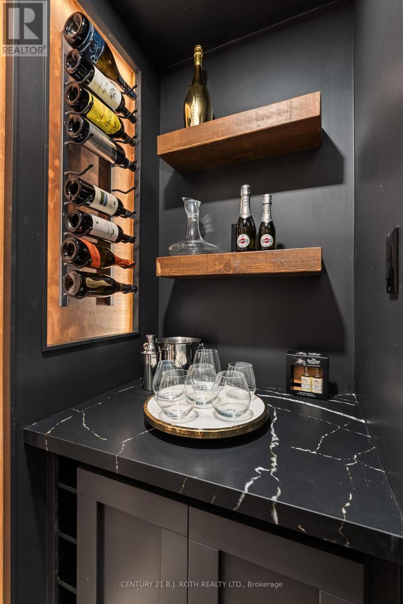 42 LILAC LANE - Image 30