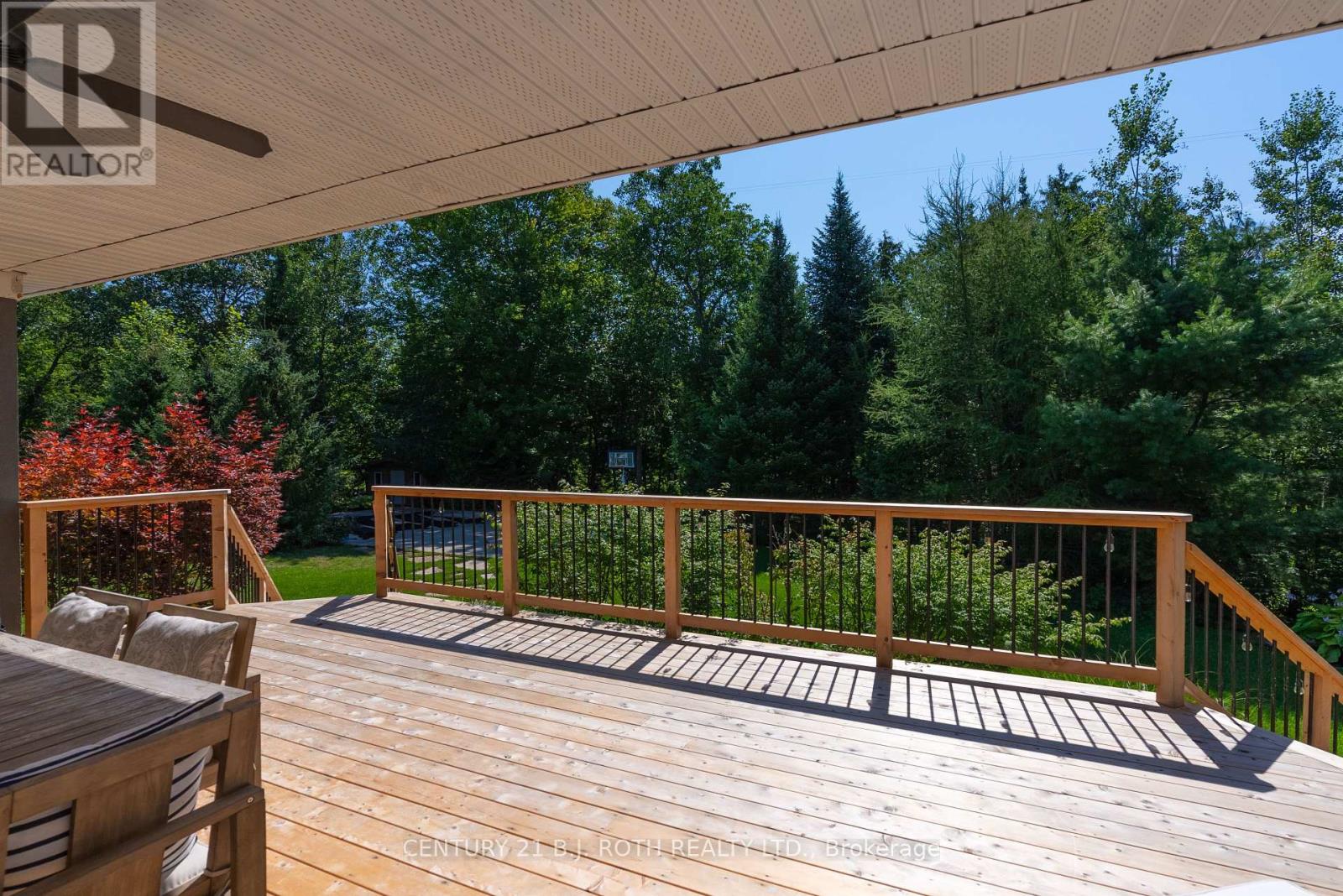 42 LILAC LANE - Image 37