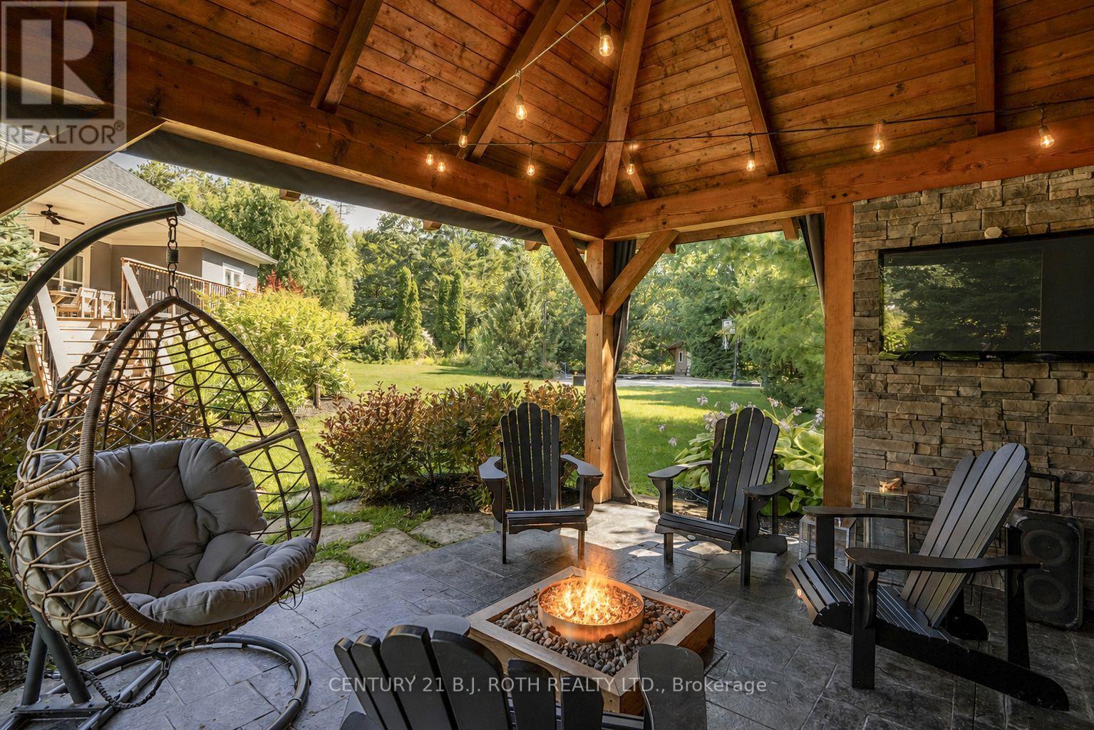 42 LILAC LANE - Image 41