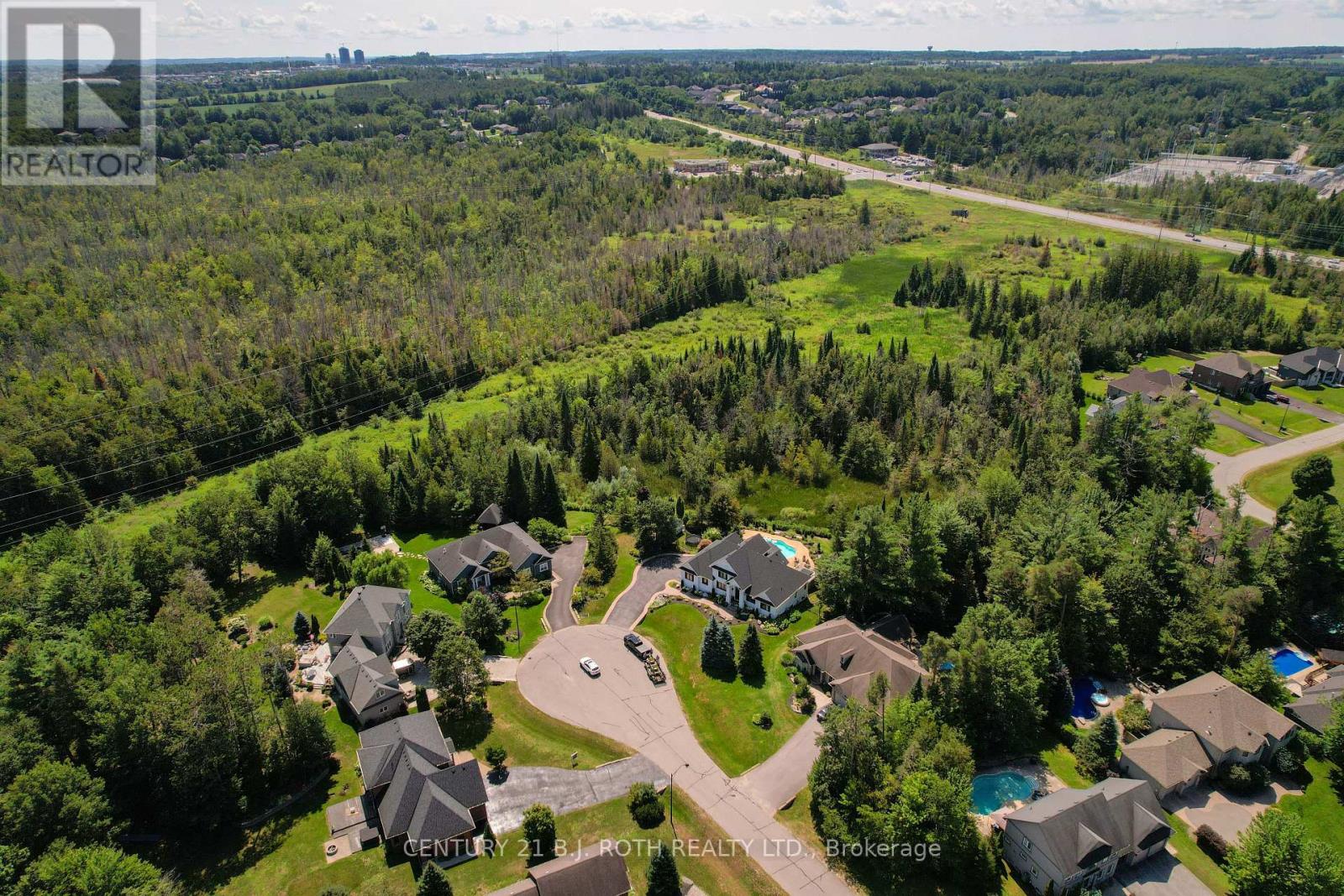42 LILAC LANE - Image 44
