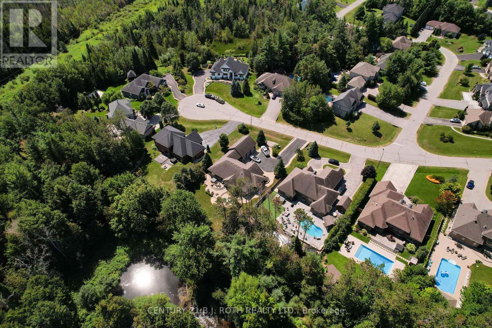 42 LILAC LANE - Image 45