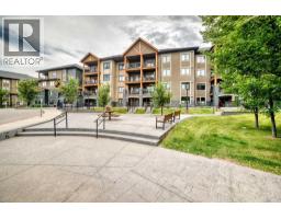 3305, 450 Kincora Glen Road NW - photo 32