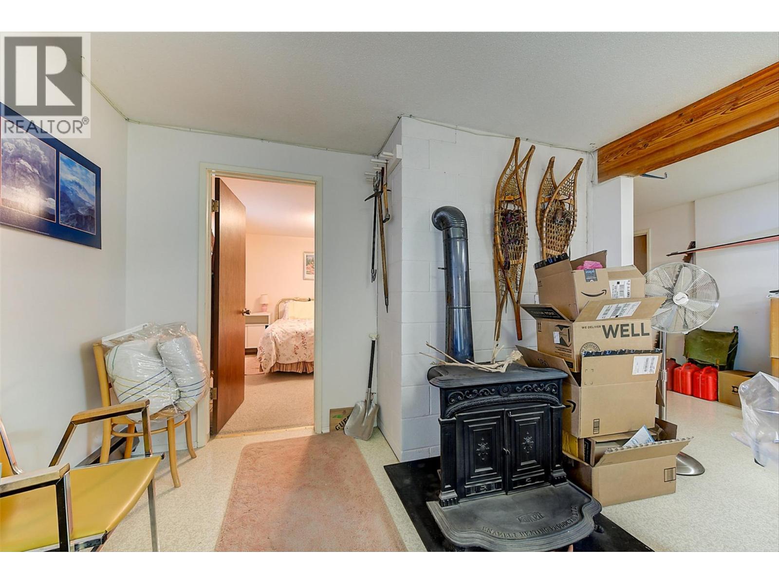  3963 Angus Drive, West Kelowna