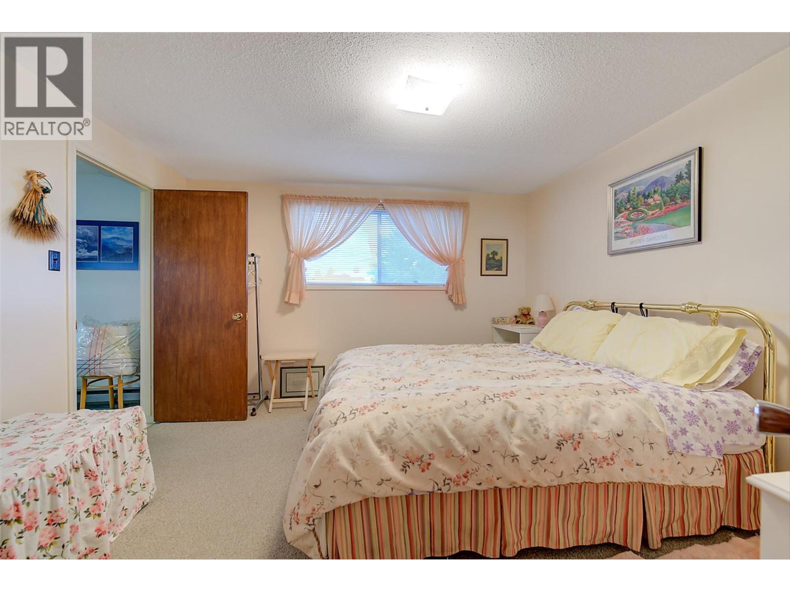  3963 Angus Drive, West Kelowna