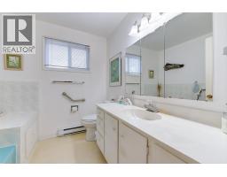 3963 Angus Drive, West Kelowna, BC V4T2K1 Photo 15