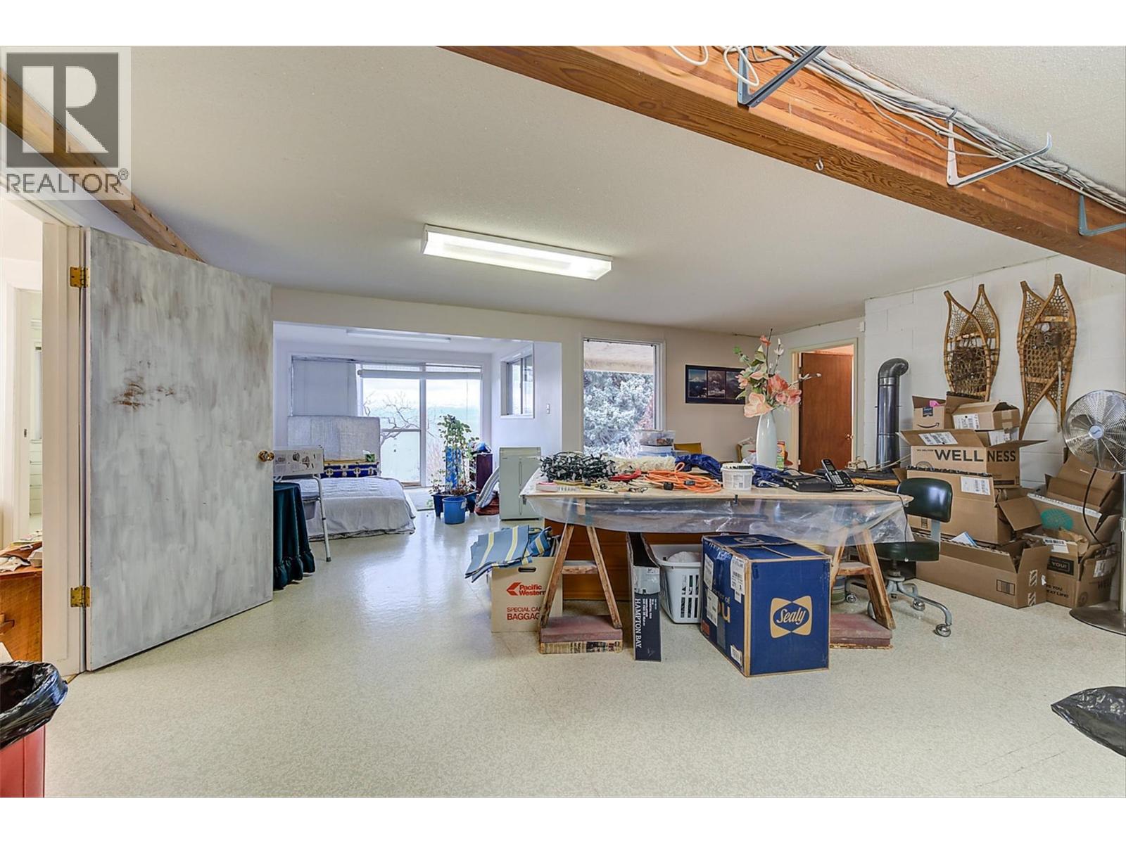  3963 Angus Drive, West Kelowna