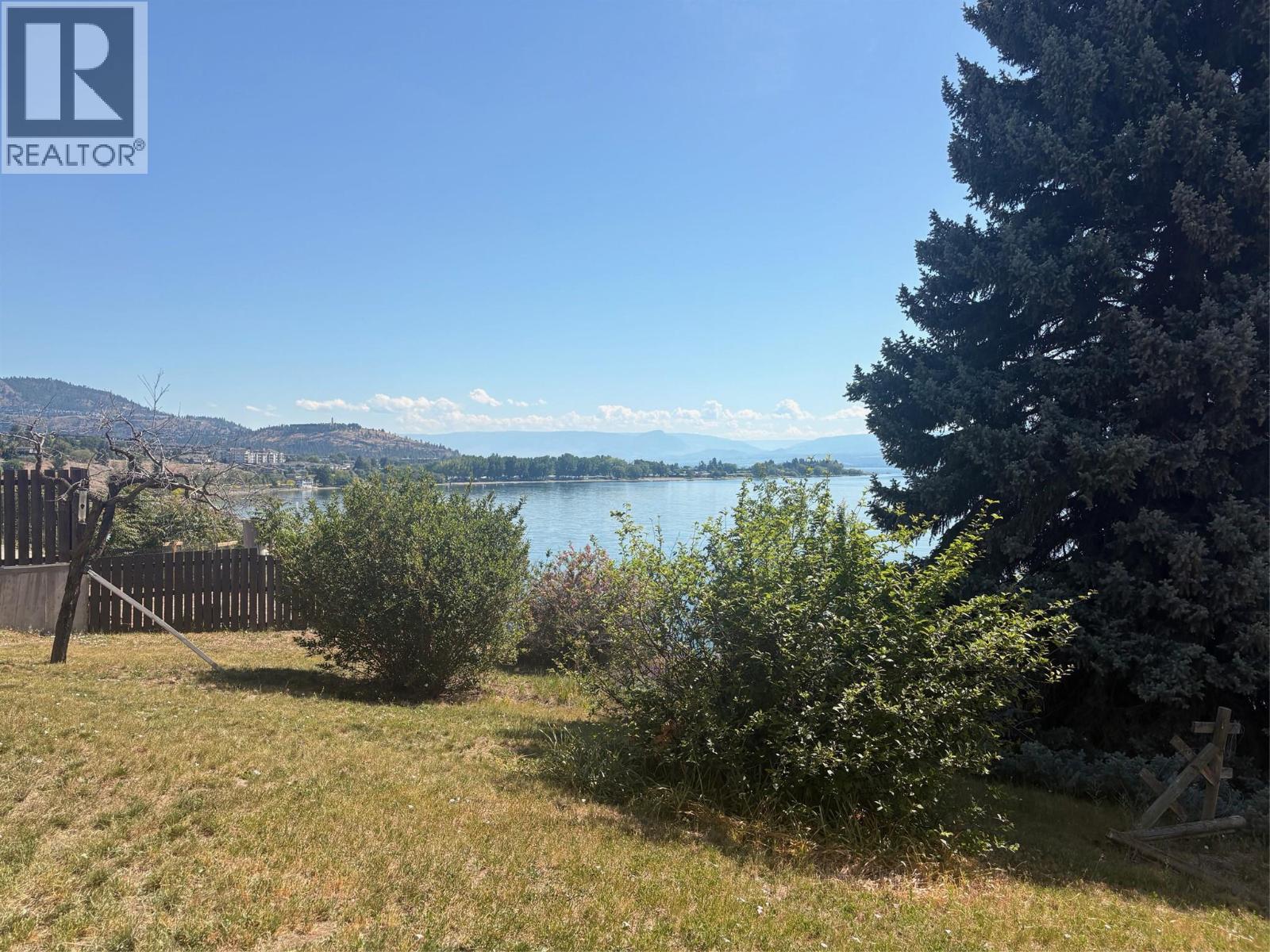  3963 Angus Drive, West Kelowna