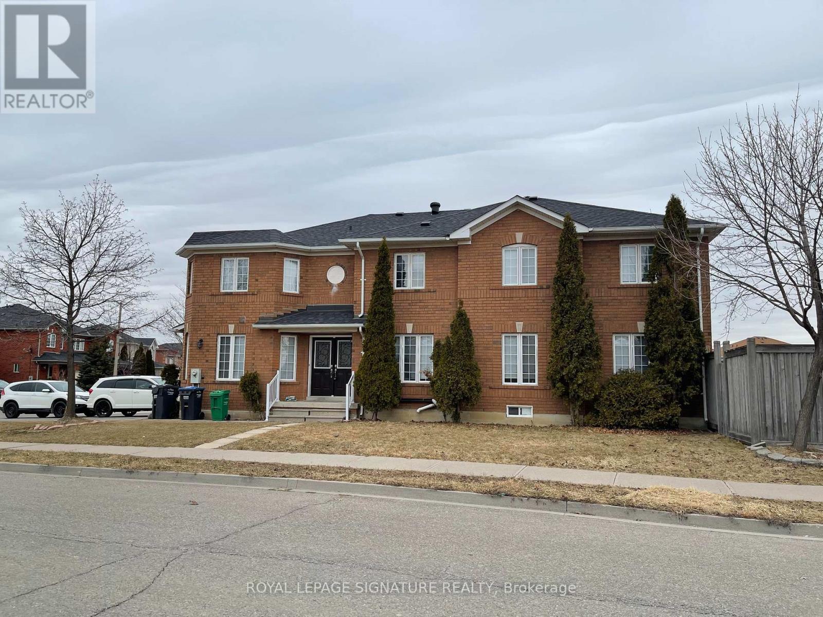 37 WHITEFACE CRESCENT — photo 1 of 1