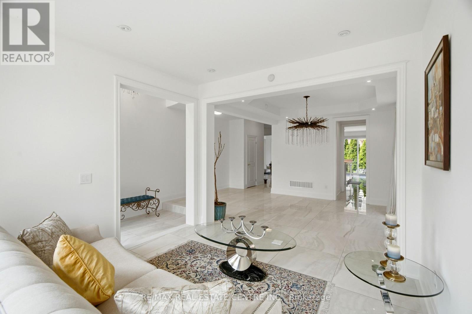567 BRIDGEVIEW ROAD - 7