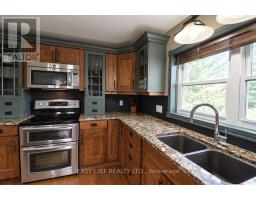 Bathroom - 624 Hillhead Road, Kawartha Lakes, ON K0L2X0 Photo 7
