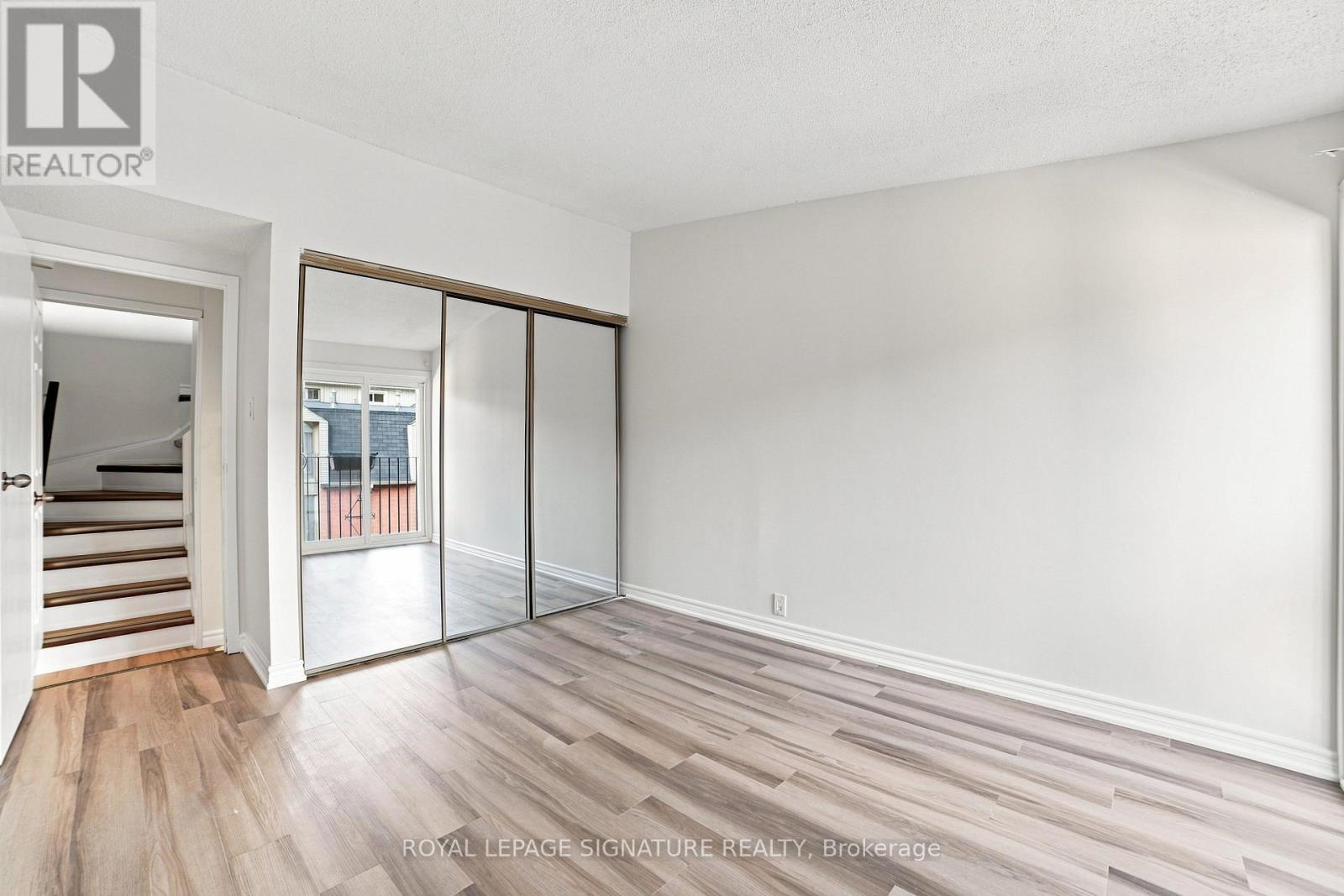 #18 325 JARVIS STREET - 9