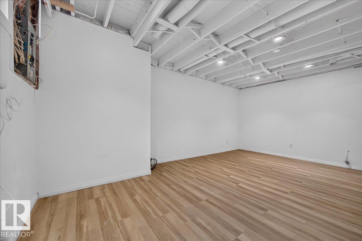 4110 35 ST NW - 42