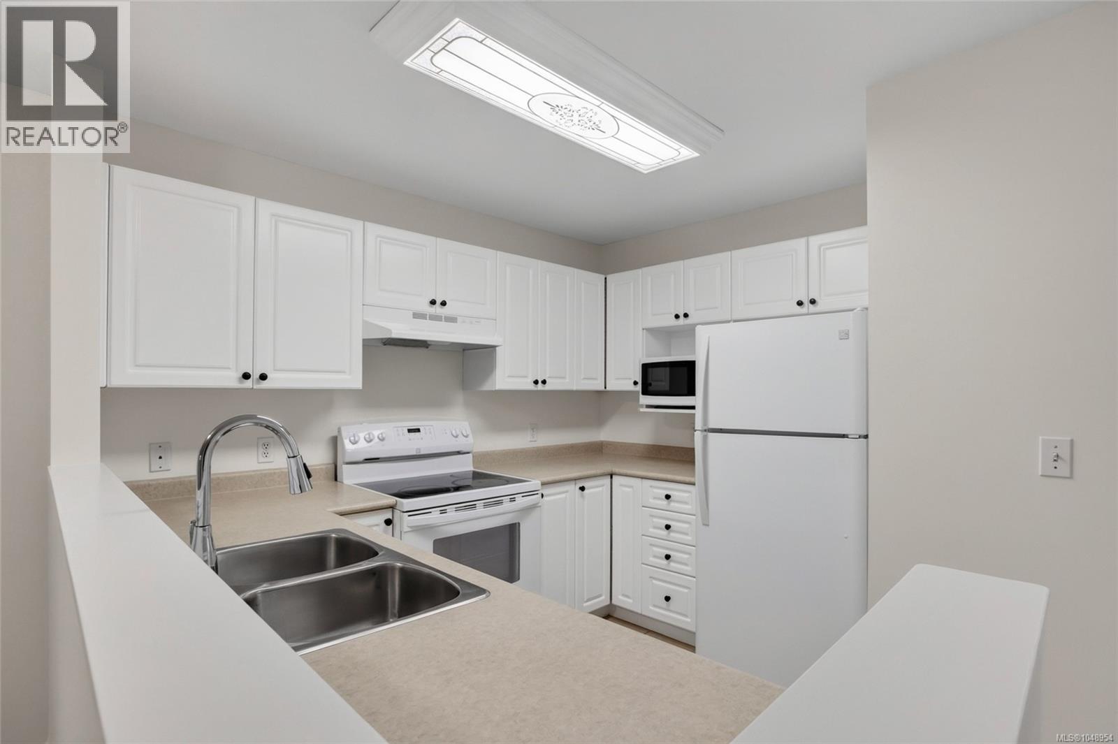 #74 717 Aspen Rd - Image 5