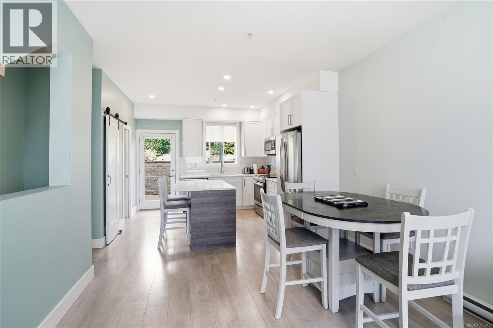 #104 1726 Kerrisdale Rd - Image 11