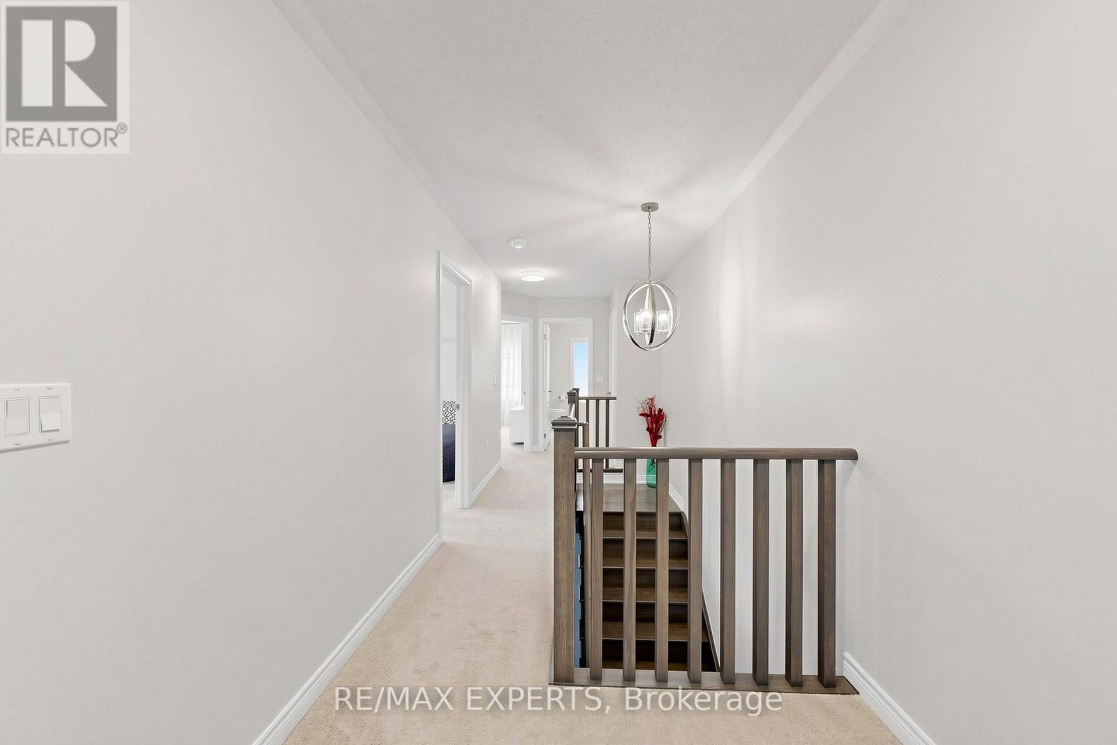 9 APPLEGATE DRIVE - 19