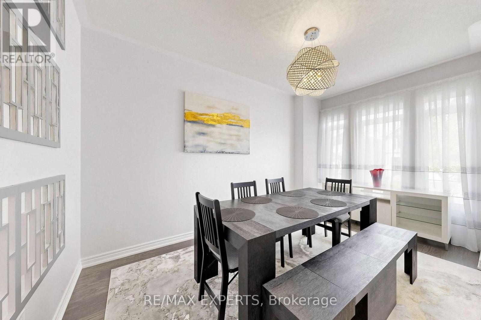 9 APPLEGATE DRIVE - 14