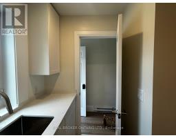 2 - 659 Vaughan Road, Toronto, ON M6E2Y4 Photo 15