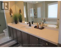 170 Gold Park Gate, Essa, ON L3W0B4 Photo 14