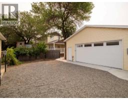 132 14 Street N, Lethbridge, AB T1H2V7 Photo 44