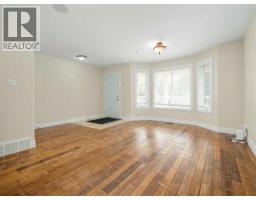Bedroom - 132 14 Street N, Lethbridge, AB T1H2V7 Photo 8