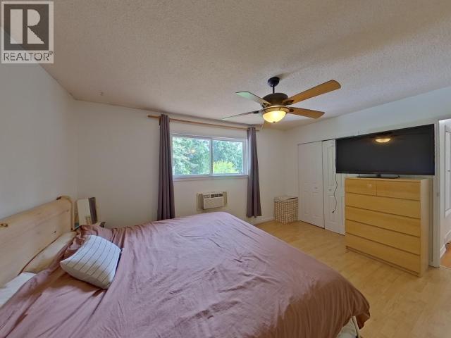 6274 CHILCO AVE, Powell River