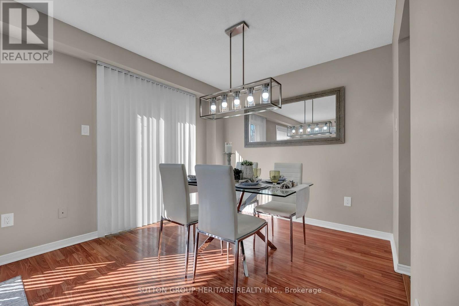 5 FENWICK AVENUE - 11