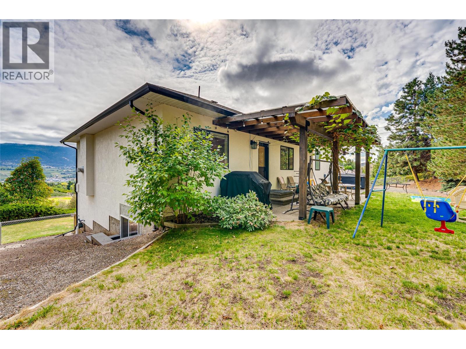 6656 Goose Lake Road, Vernon