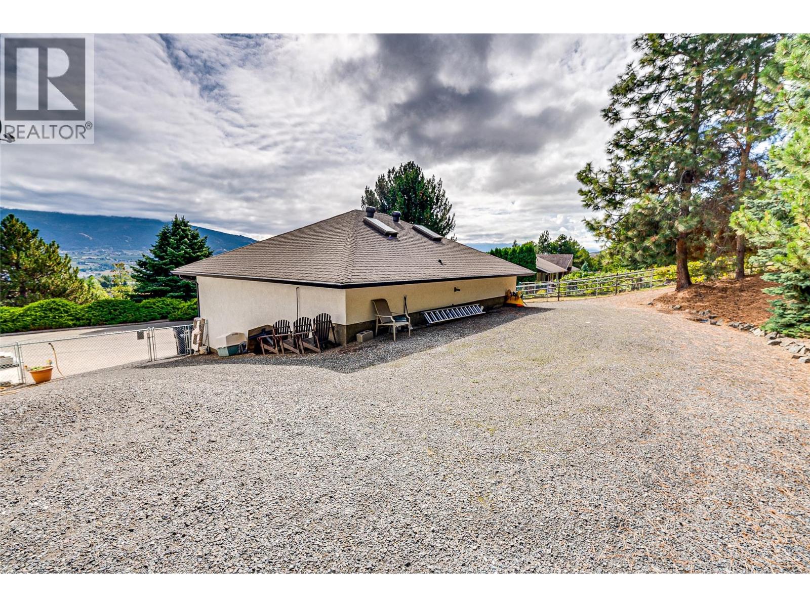 6656 Goose Lake Road, Vernon