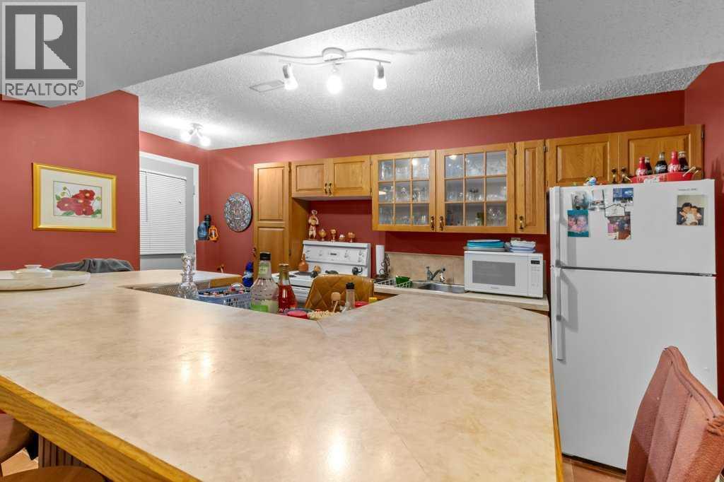 Listing photo – 46 Meadowview Close, Sylvan Lake