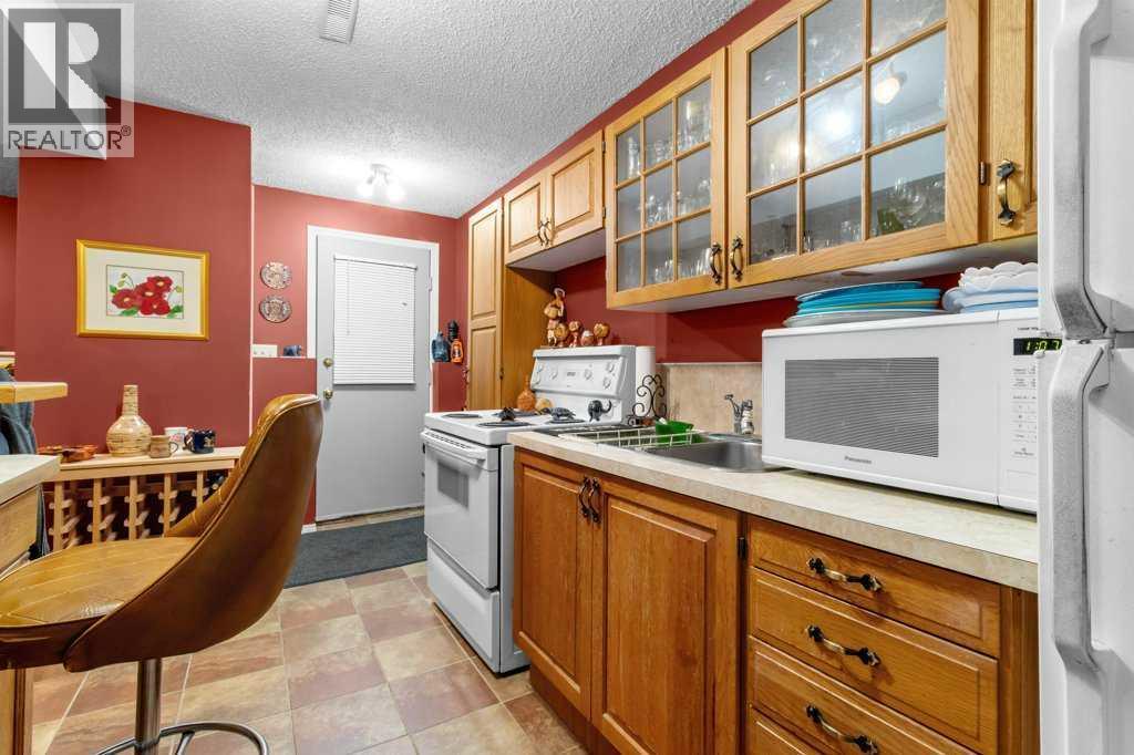Listing photo – 46 Meadowview Close, Sylvan Lake