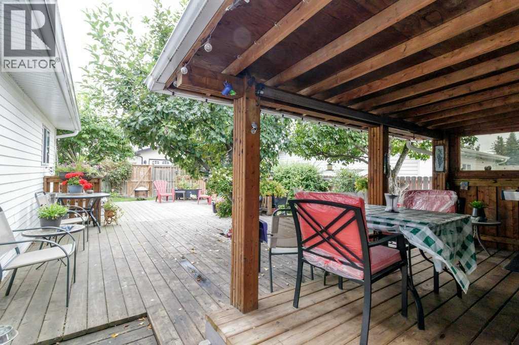 Listing photo – 46 Meadowview Close, Sylvan Lake