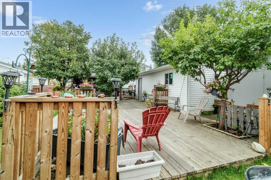 Listing photo – 46 Meadowview Close, Sylvan Lake