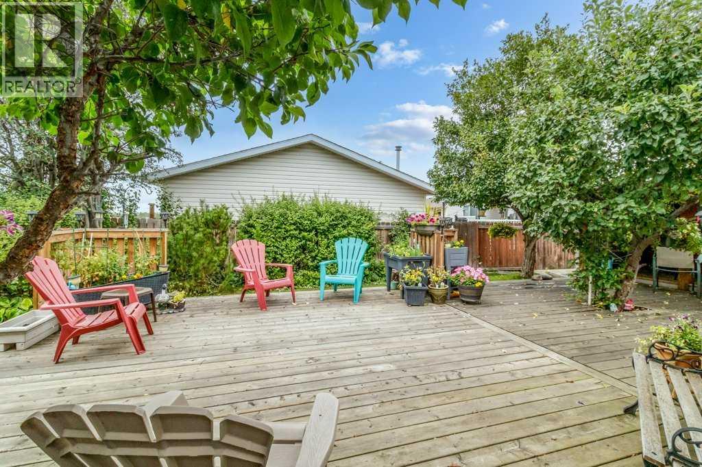 Listing photo – 46 Meadowview Close, Sylvan Lake