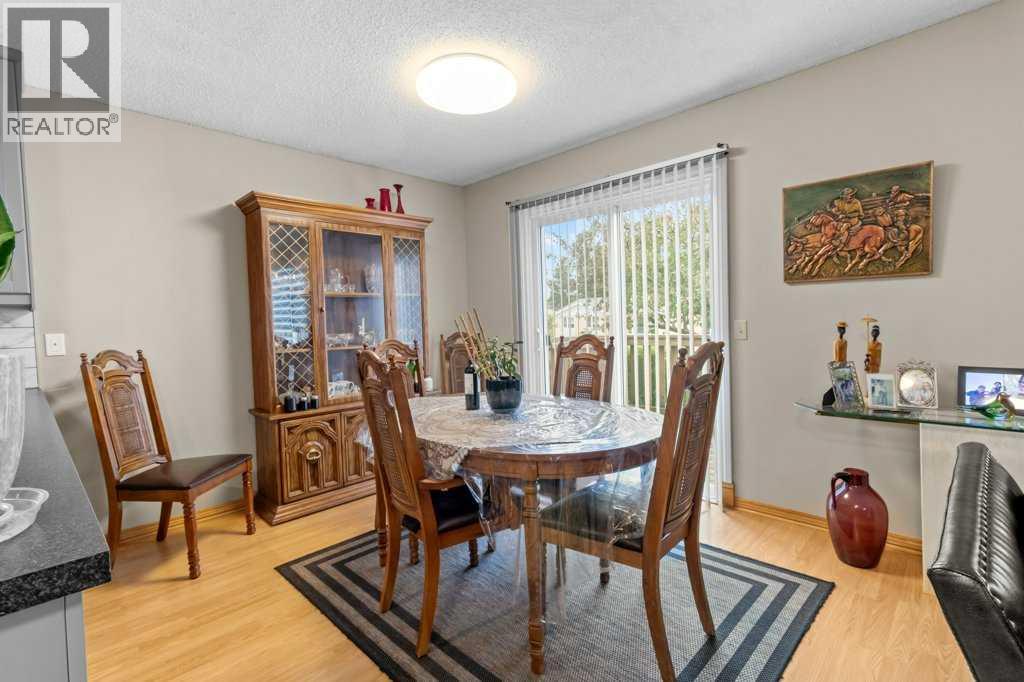Listing photo – 46 Meadowview Close, Sylvan Lake