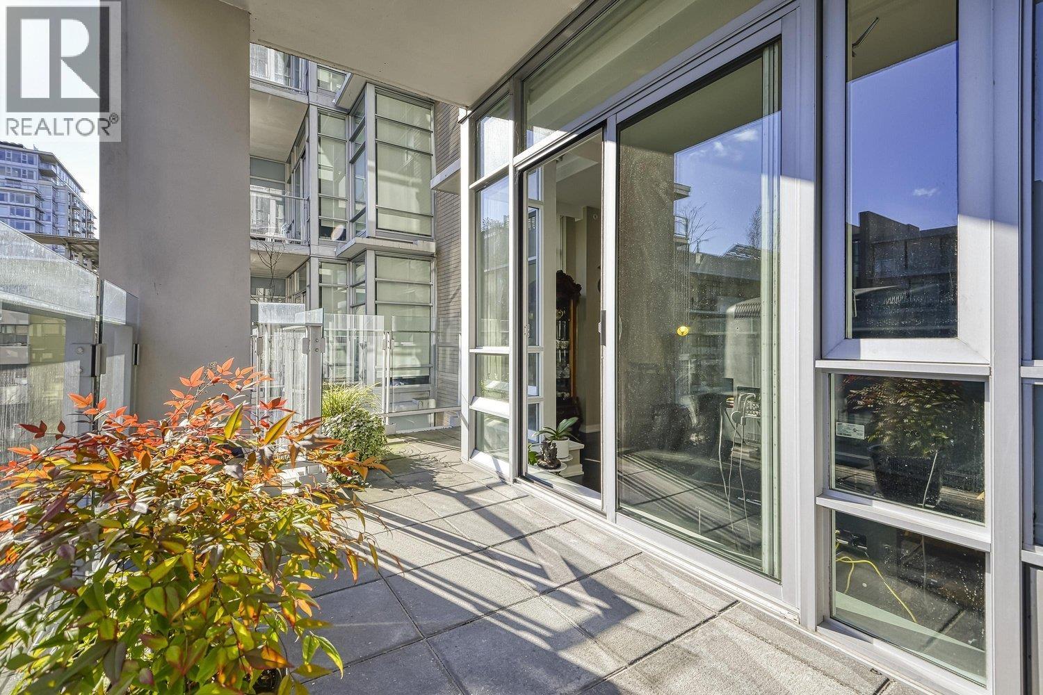 310 1616 COLUMBIA STREET, Vancouver — photo 5