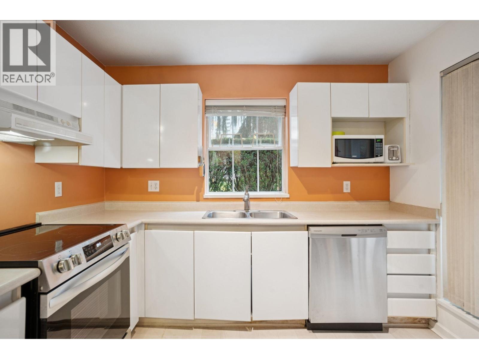 102 1199 WESTWOOD STREET, Coquitlam