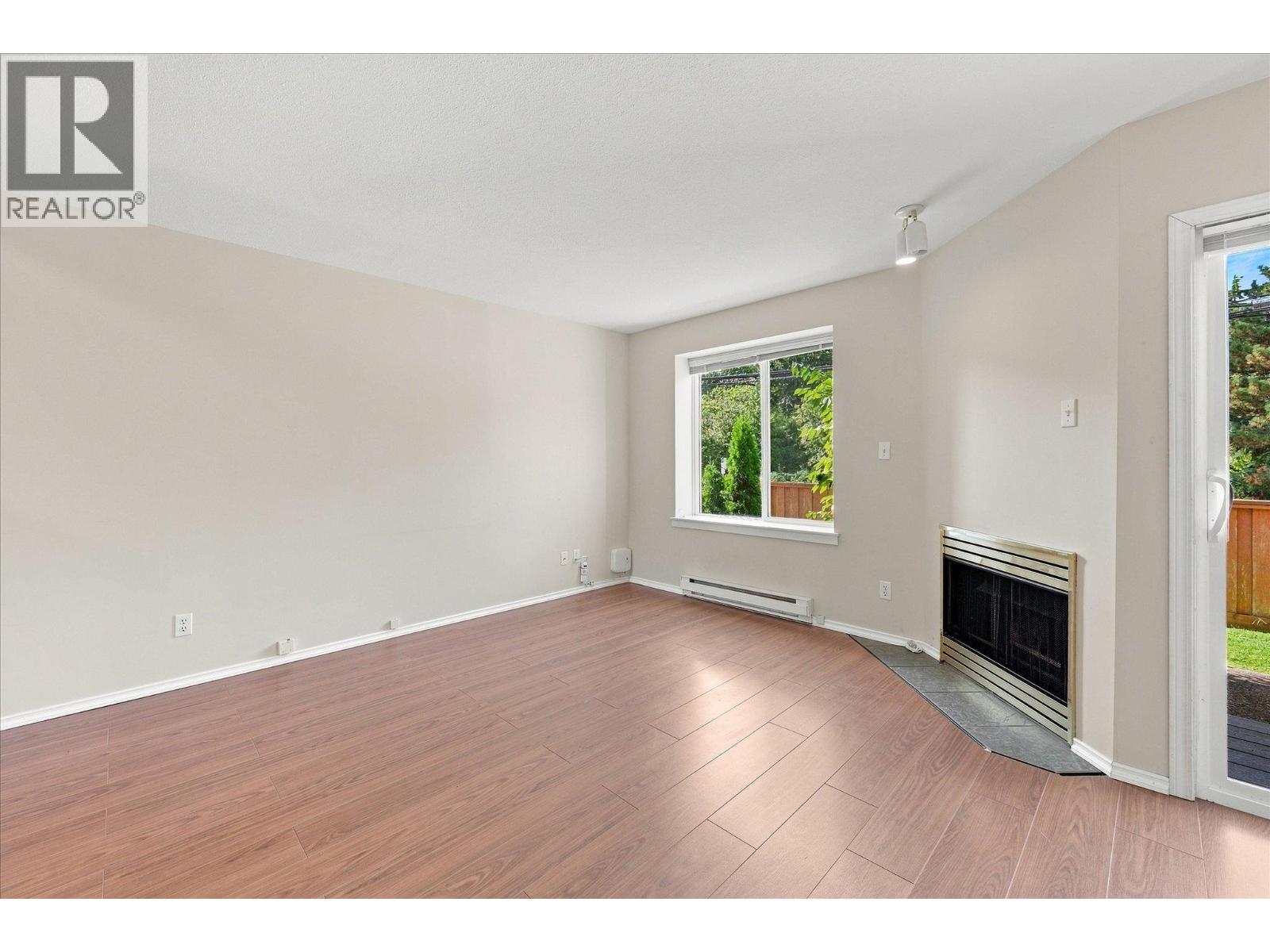 7 40200 GOVERNMENT ROAD, Squamish — photo 5