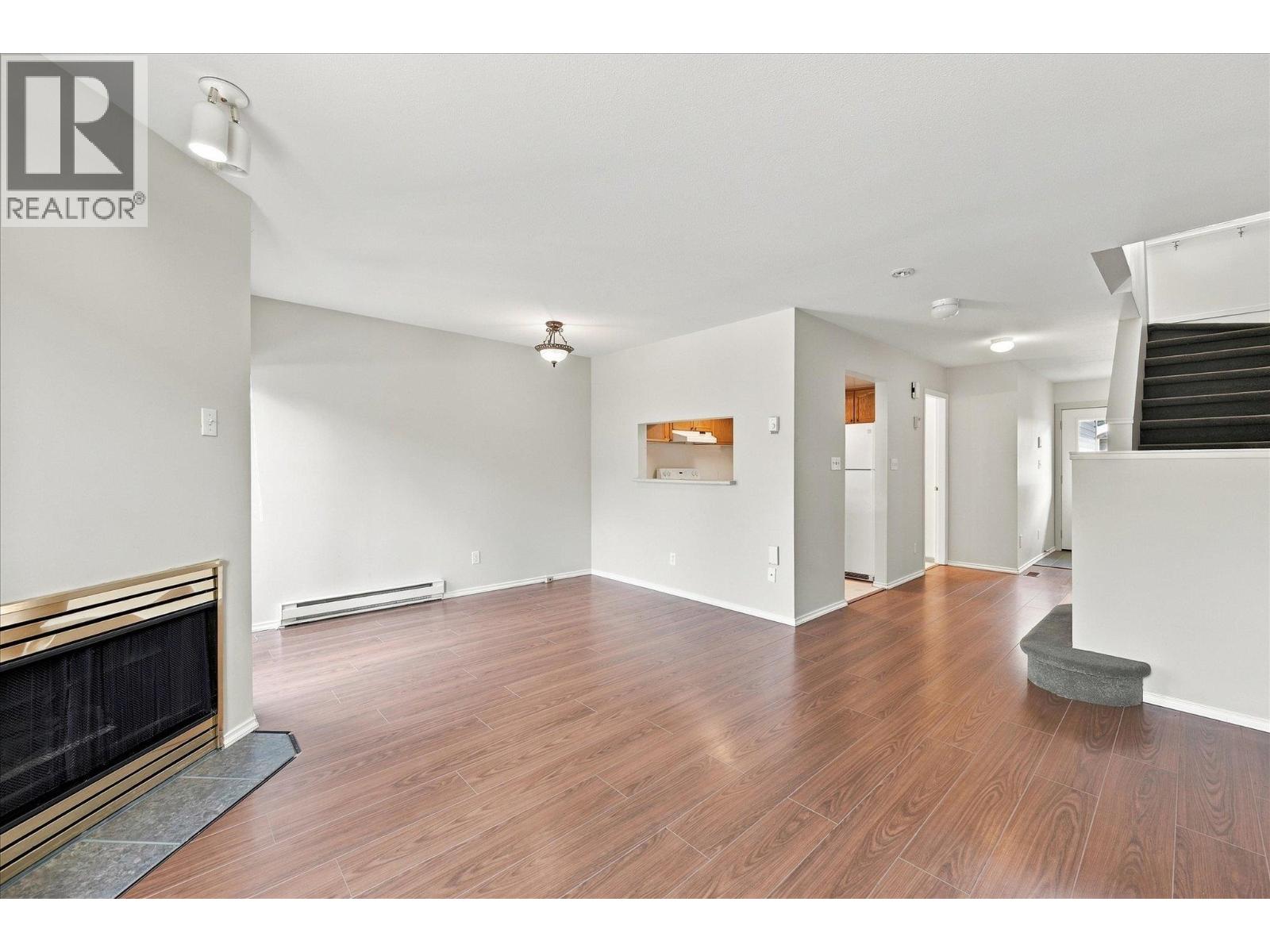 7 40200 GOVERNMENT ROAD, Squamish — photo 9