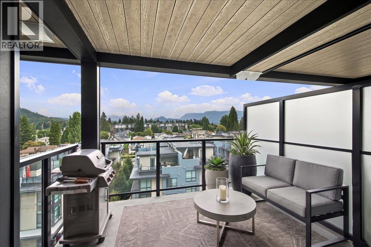 601 707 COMO LAKE AVENUE, Coquitlam