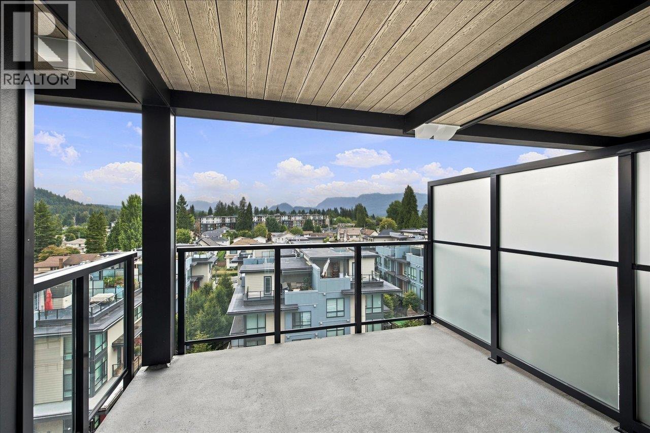 601 707 COMO LAKE AVENUE, Coquitlam