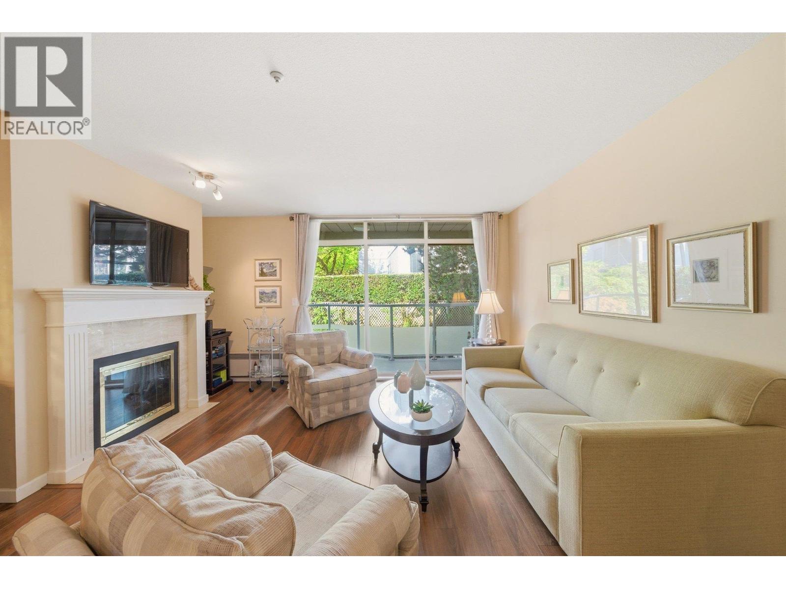 304 48 RICHMOND STREET, New Westminster — photo 4