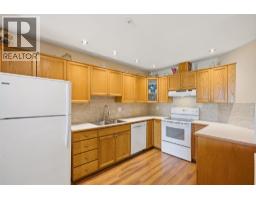 304 48 Richmond Street, New Westminster, BC V3L5P4 Photo 14
