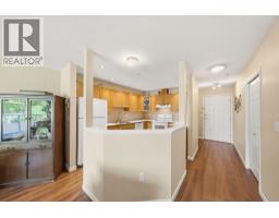 304 48 Richmond Street, New Westminster, BC V3L5P4 Photo 9
