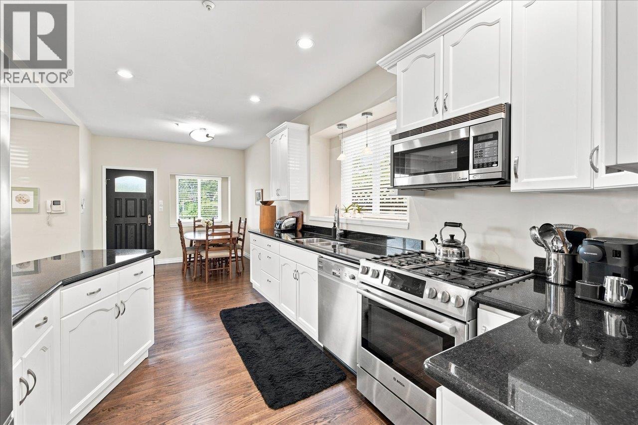 3493 OXFORD STREET, Vancouver — photo 9