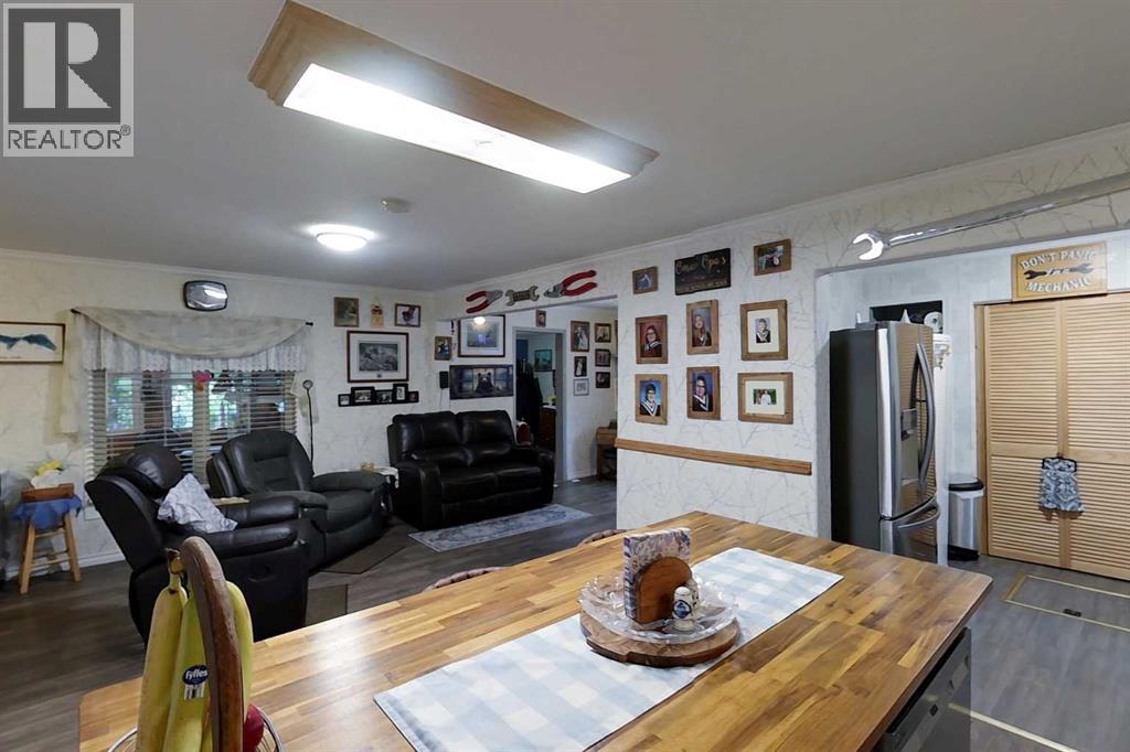 3, 10405 Township Road 740 - 17