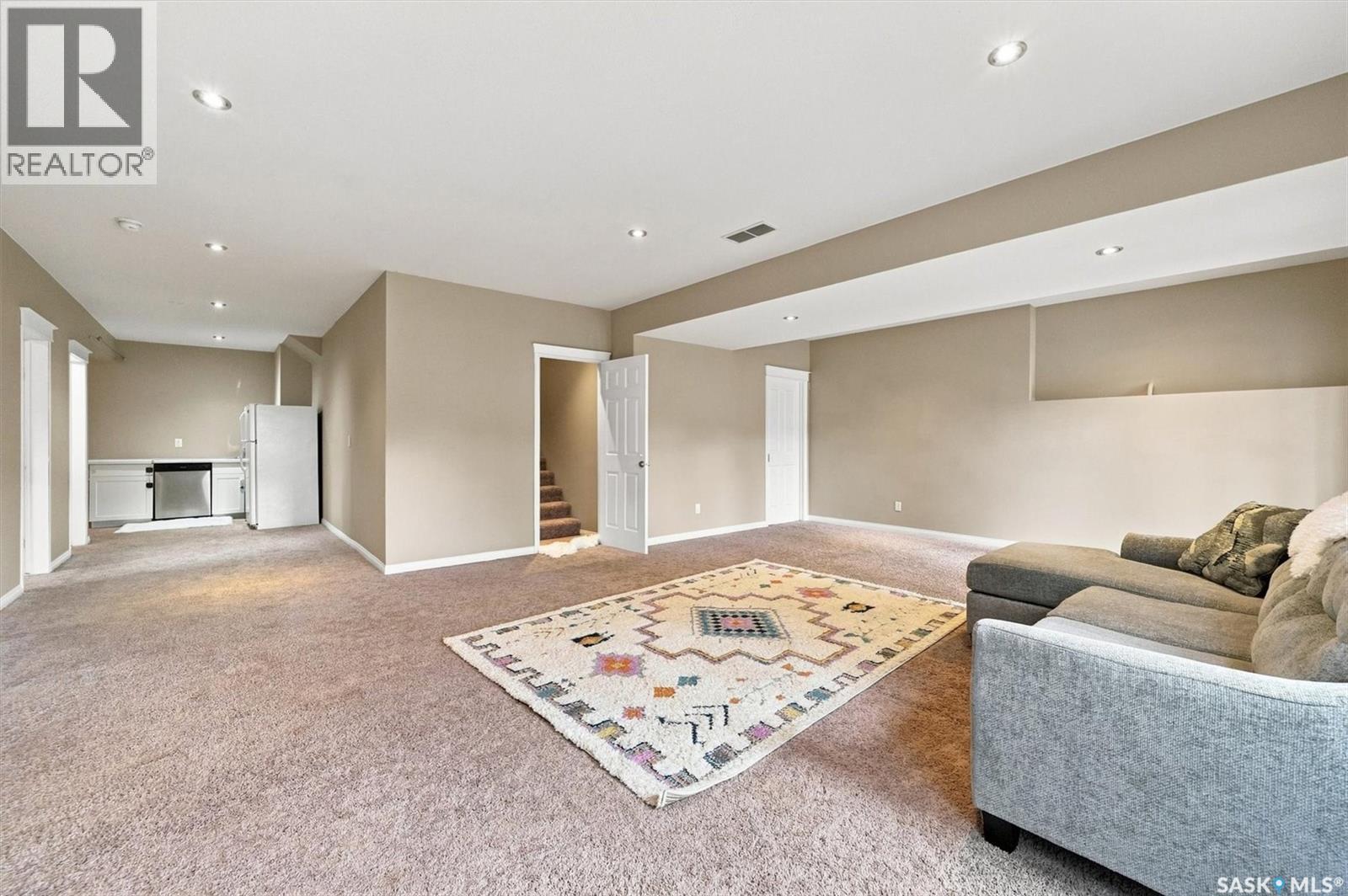 715 Bellmont COURT, Saskatoon — photo 32