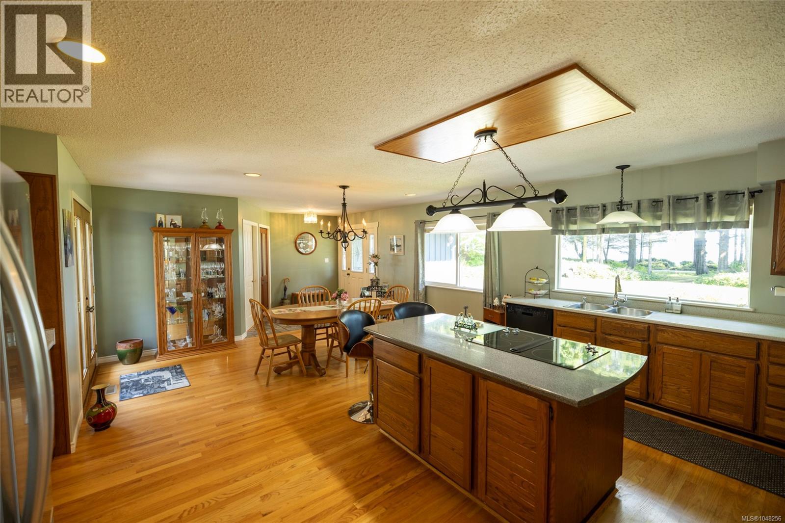 6230 Storey's Beach Rd - 22