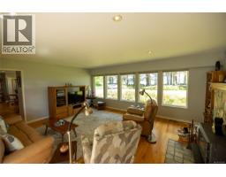 6230 Storey's Beach Rd, Port Hardy, BC V0N2P0 Photo 18