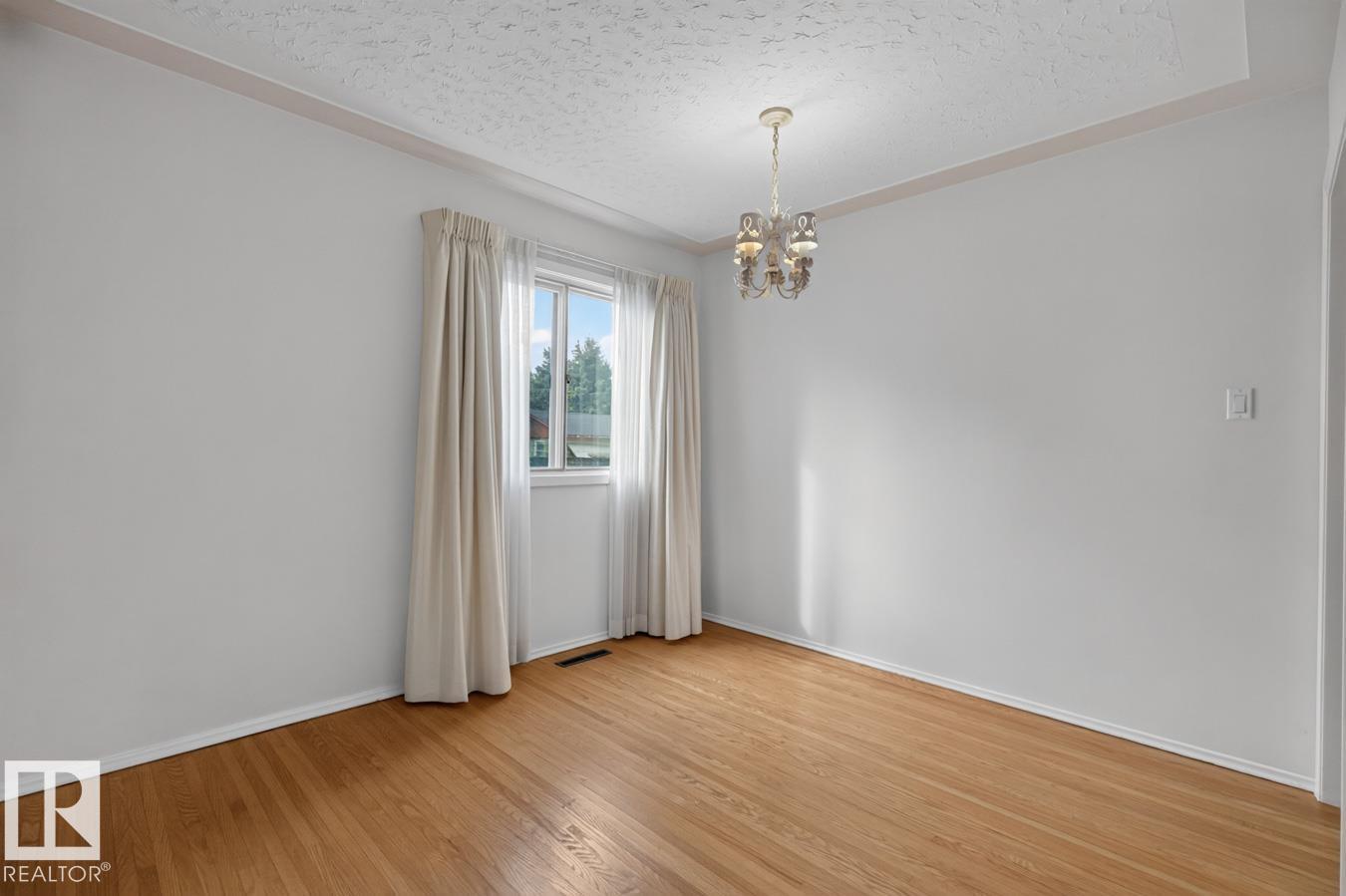 12424 77 ST NW - Image 17