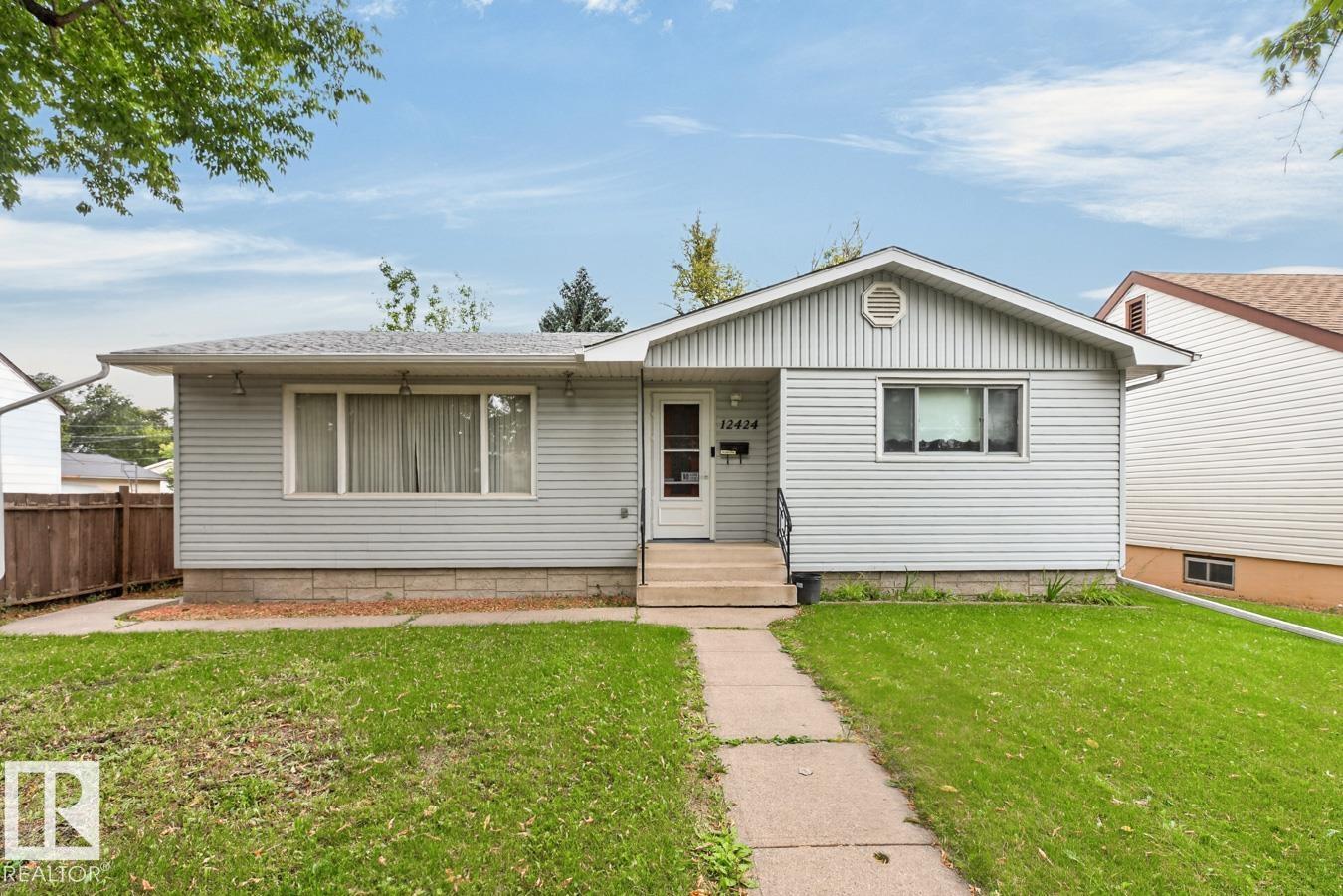 12424 77 ST NW - 2